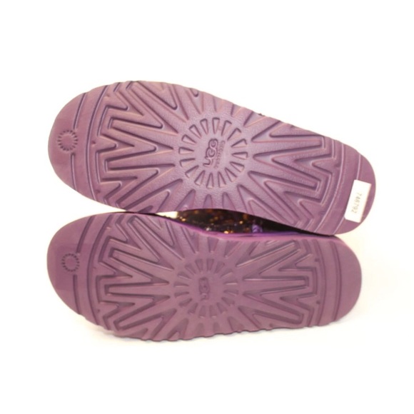 NEW Ugg Australia with defects Mismatch size 7/6 - Picture 5 of 8